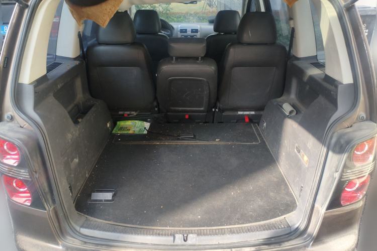 Used Volkswagen Touran 2013 1.4T DSG Comfort Edition 5-Seater
