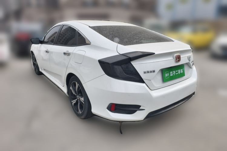 Used Honda Civic 2016 220TURBO CVT Prestige Edition
