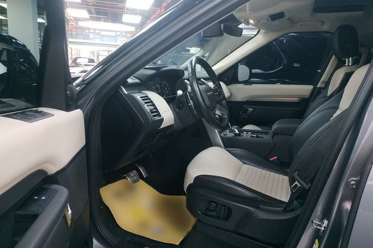 Used Land Rover Discovery 2021 360 PS R-Dynamic S