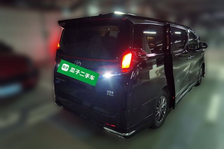 Used Toyota Alphard 2020 Dual-Engine 2.5L Luxury Edition
