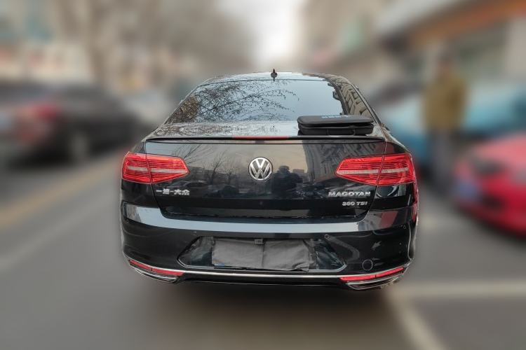 Used Volkswagen Magotan 2017 380TSI DSG Prestige Edition Rear