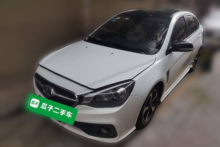 Used Soueast V5 Lingzhi 2017 1.5L Manual New Elite Model