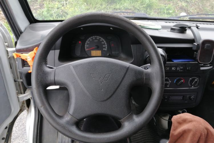 Used Wuling Zhiguang 2015 1.2L Practical LS-I Model
