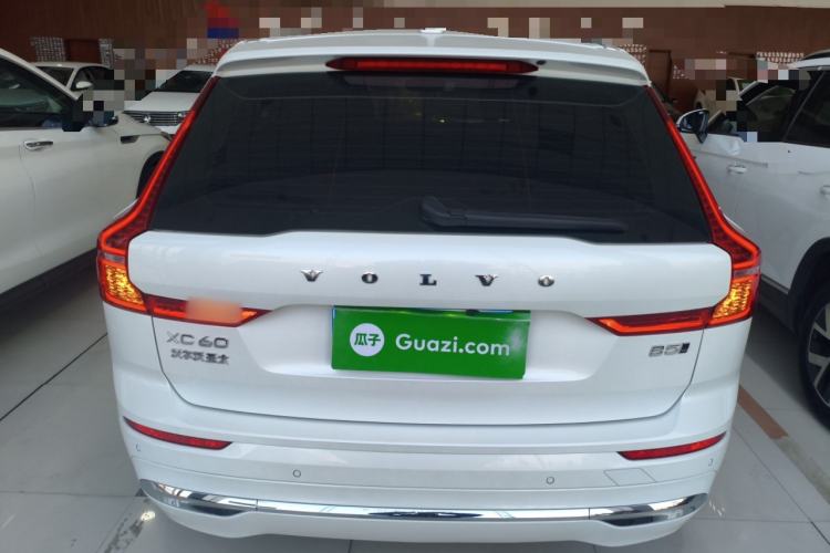 Used Volvo XC60 2023 B5 4x4 Smart Luxury Edition