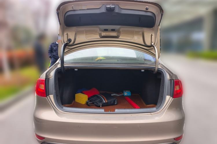 Used Volkswagen Sagitar 2014 Revised Version 1.4TSI Manual Luxury Edition
