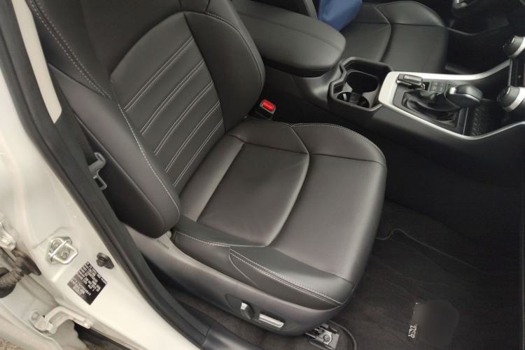 Used Toyota Wildlander 2023 2.0L CVT Four-Wheel Drive Luxury PLUS Edition