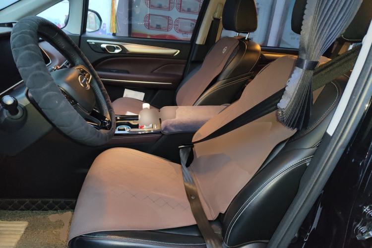 Used GAC Trumpchi M6 2023 PRO 270T DCT Luxury Edition
