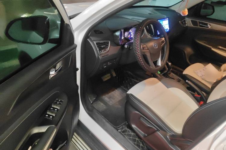 Used CHANGAN CS35 2017 1.6L Automatic Luxury Model
