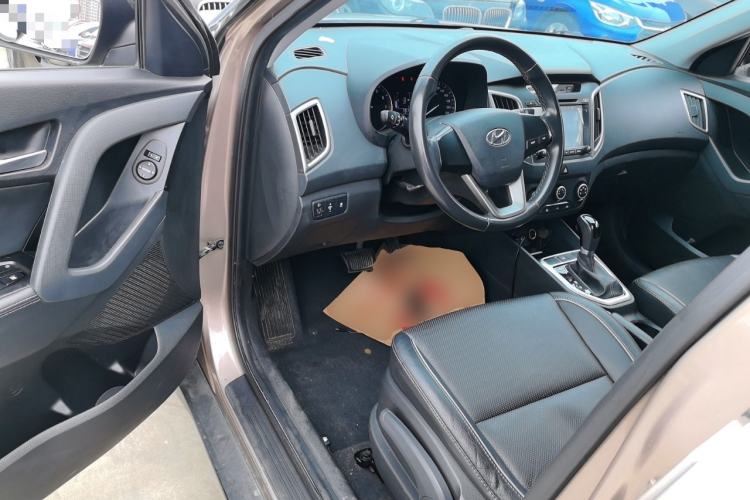 Used Hyundai ix25 2015 1.6L Automatic Two-Wheel Drive Smart GLS Trim Driver Seat