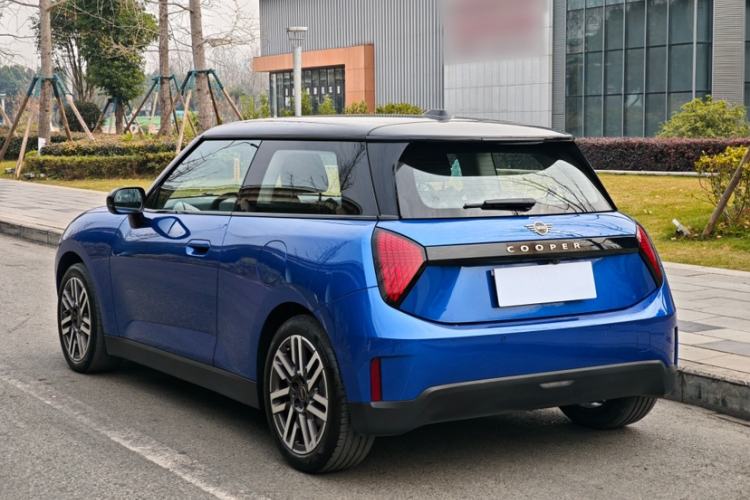 Used MINI Electric MINI COOPER 2024 456km COOPER E Classic Edition
