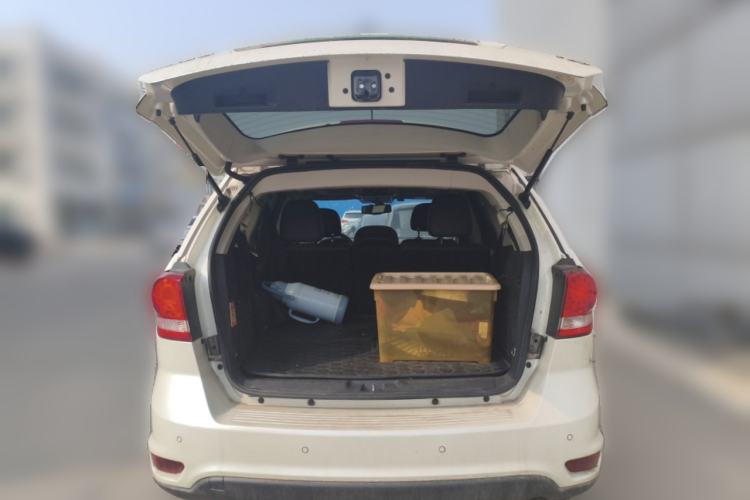 Used Dodge Journey 2013 2.4L Two-Wheel Drive Luxury Version