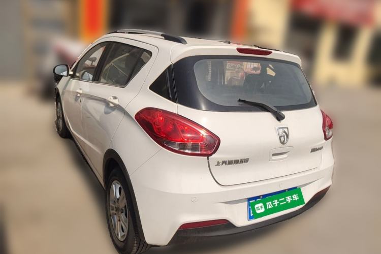 Used Baojun 310 2016 1.2L Manual Luxury Model Exterior 3