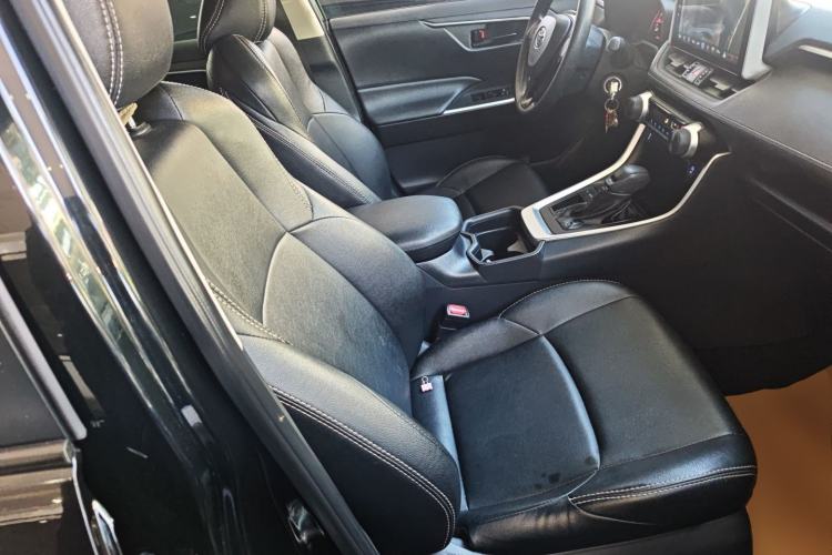 Used Toyota Wildlander 2022 2.0L CVT Two-Wheel Drive Leading Edition