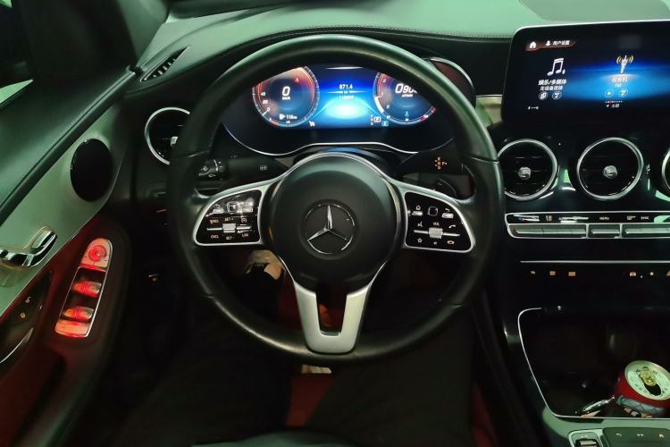 Used Mercedes-Benz GLC Coupe 2020 GLC 260 4MATIC Coupe SUV
