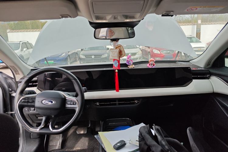 Used Ford Mondeo 2022 Restyled EcoBoost 245 Luxury Version Center Console