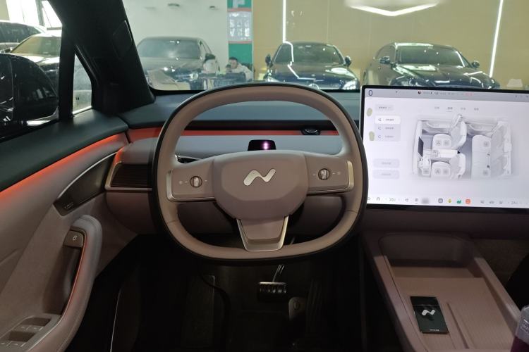 Used ONVO L60 2024 60 kWh Rear-Drive Version