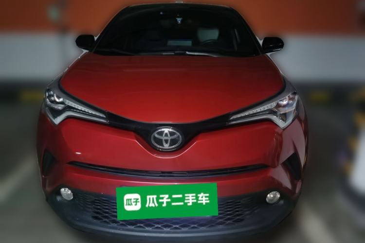 Used Toyota C-HR 2018 2.0L Luxury Sunroof Version China VI Standard

