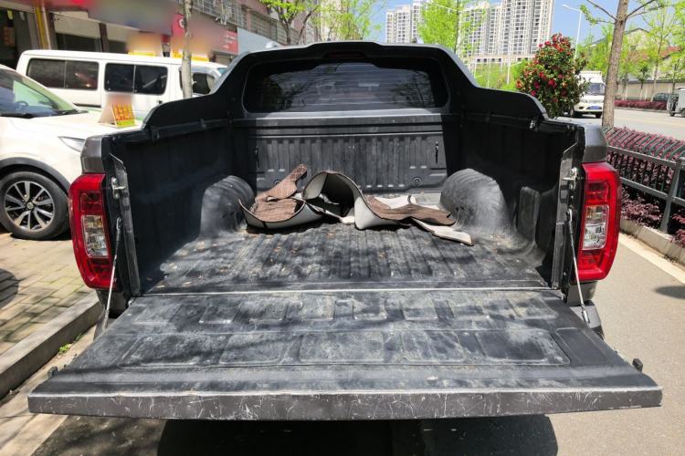 Used SAIC MAXUS T90 2021 2.0T Twin-Turbo Automatic All-Wheel Drive High-Ride Comfort Edition with Extended Cargo Space Trunk