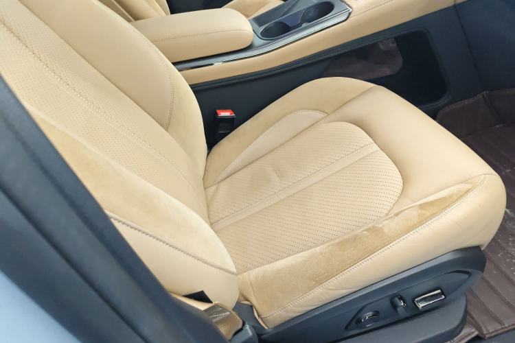 Used Nio ES6 2019 420 km Sport Version
