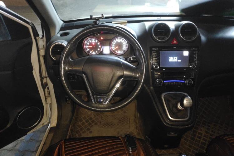 Used Haval H6 2016 Upgraded Model 1.5T Manual Two-Wheel Drive Urban Version