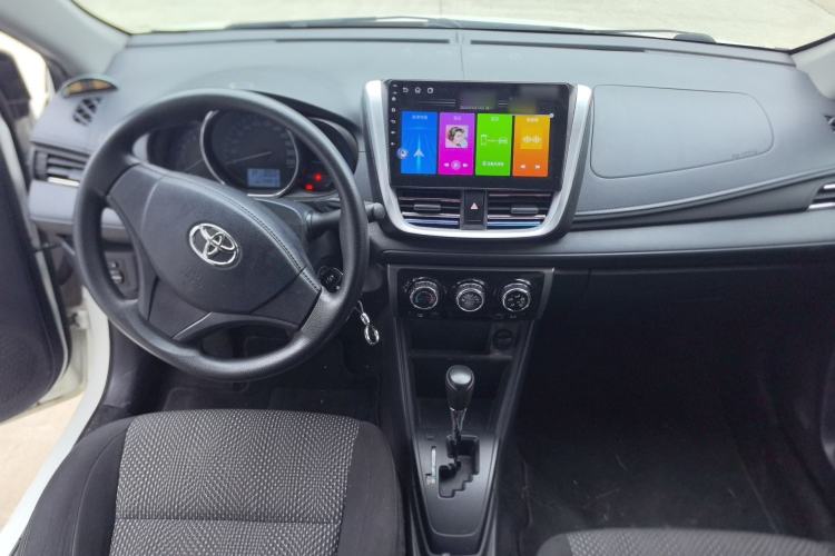 Used Toyota Vios 2017 1.5L CVT Innovation Edition Center Console