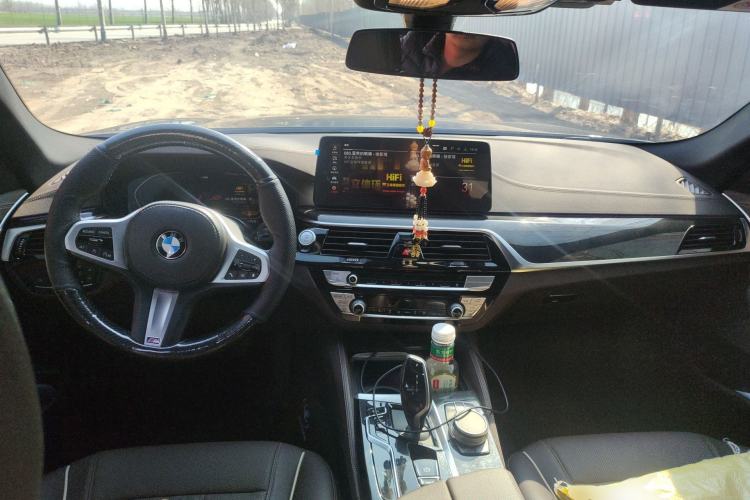 Used BMW 5 Series 2021 525Li M Sport Package Center Console