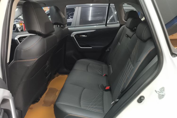 Used Toyota RAV4 2024 2.0L CVT Two-Wheel Drive Fashion Plus Edition Left Rear Seat