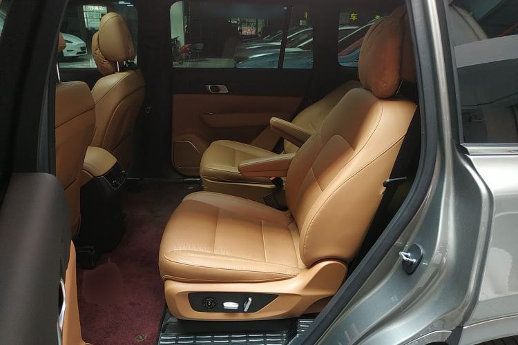 Used Li Auto ONE 2021 Extended-Range 6-Seater Version Left Rear Seat
