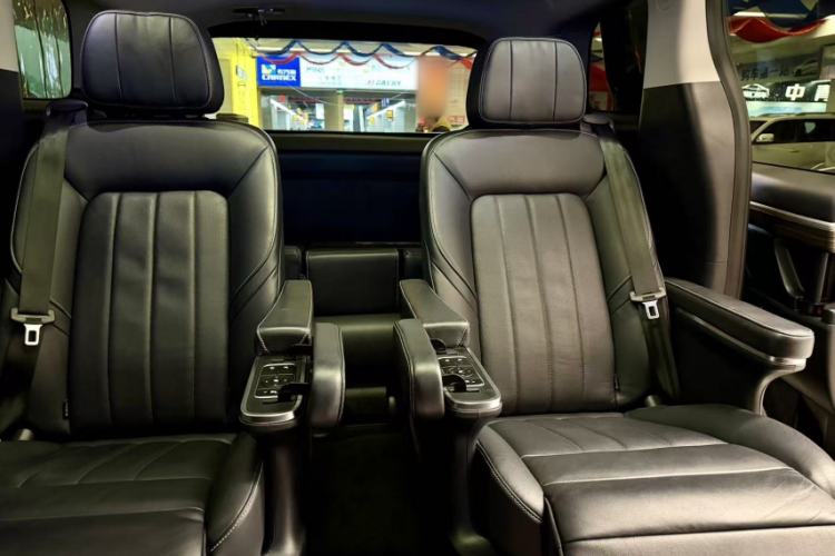 Used GAC Trumpchi M8 2018 320T Luxury Edition Interior 12