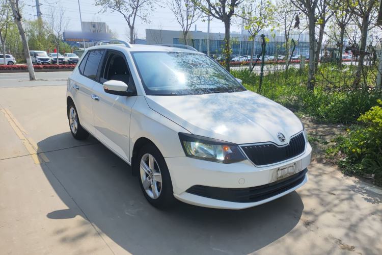 Used Skoda Fabia 2017 1.4L Automatic Car Enjoy Edition
