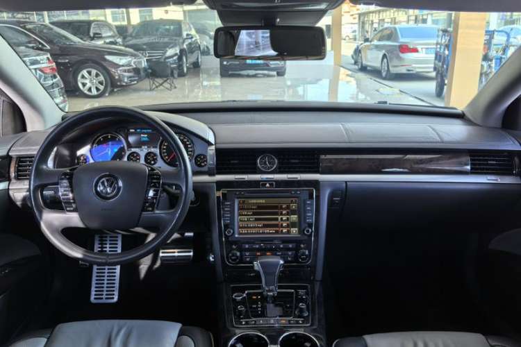 Used Volkswagen Phaeton 2014 3.0L Business Model