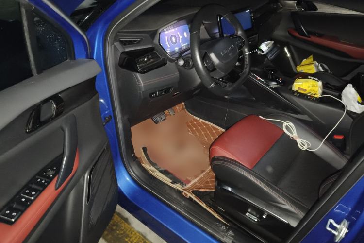 Used Lynk & Co 06 2020 1.5T JinPro model
