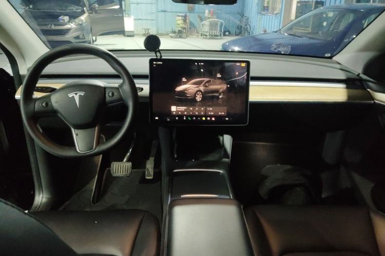 Used Tesla Model Y 2021 Revised Version 2 Long-Range All-Wheel-Drive Edition