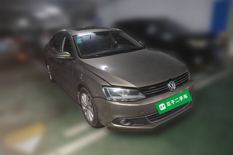 Used Volkswagen Sagitar 2014 1.6L Automatic Comfort Model
