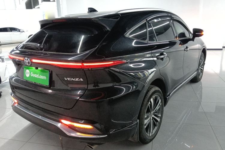 Used Toyota Venza 2023 2.0L CVT Two-Wheel Drive Luxury Edition
