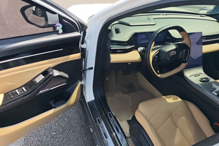 Used Geely Galaxy L6 2023 60km PLUS Driver Seat