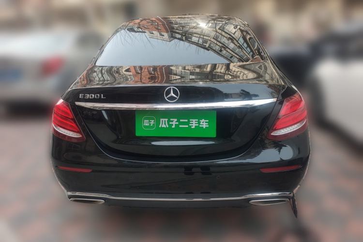 Used Mercedes-Benz E-Class 2019 E 260 L
