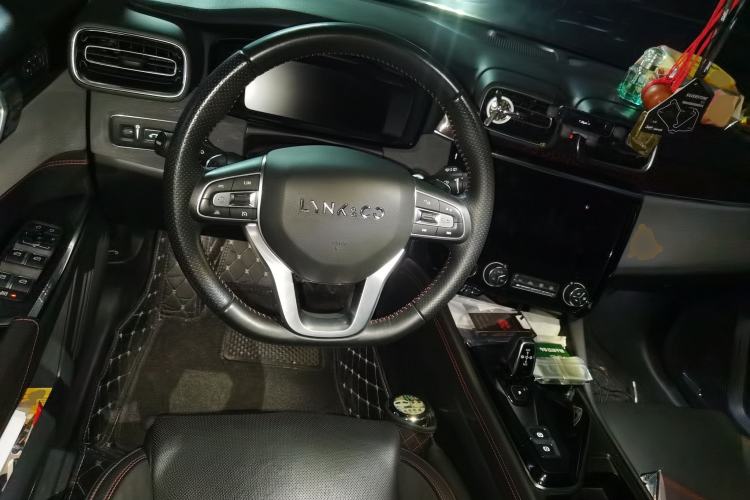 Used Lynk & Co 02 2018 1.5T DCT Two-Wheel Drive Pro Version China V Emission Standard