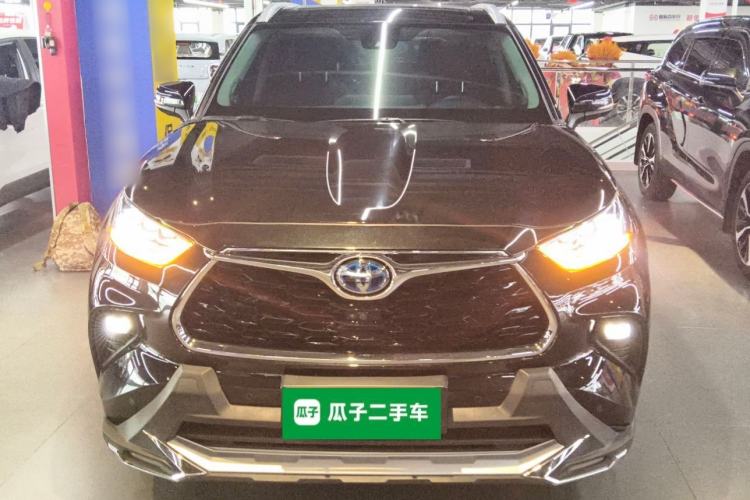 Used Toyota Highlander 2022 Dual-Engine 2.5L Four-Wheel Drive Supreme Edition 7-Seater Front