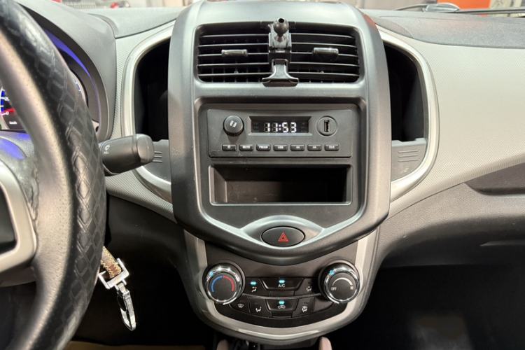 Used Oshan Benni E-Star 2021 National Edition Xin Yue Version (Fast-Charging Edition) Lithium Iron Phosphate (31.95 kWh)