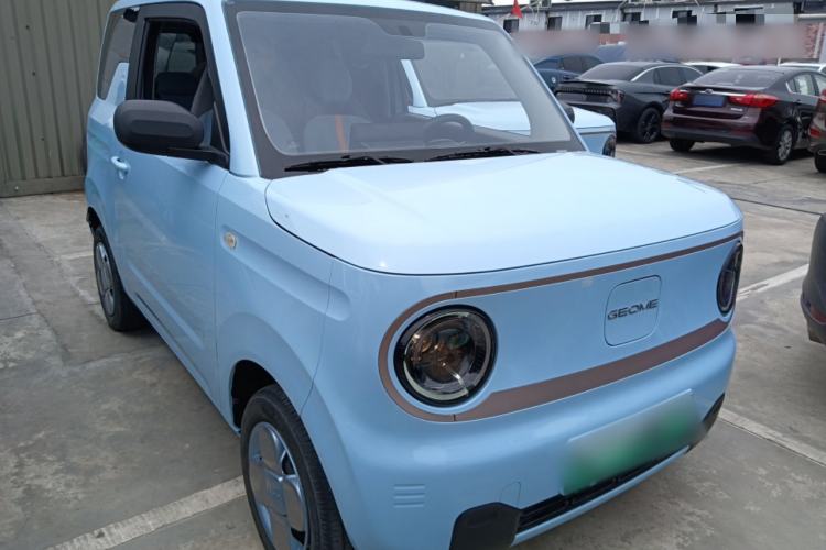 Used Geely Galaxy Panda 2023 Panda Mini 200km Endurance Bear
