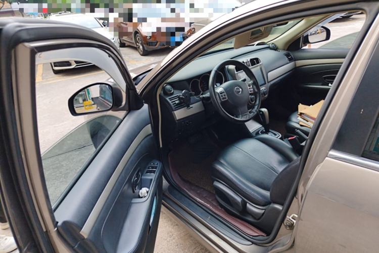 Used Nissan Sylphy 2016 Classic 1.6XE Automatic Leading Edition Driver Seat