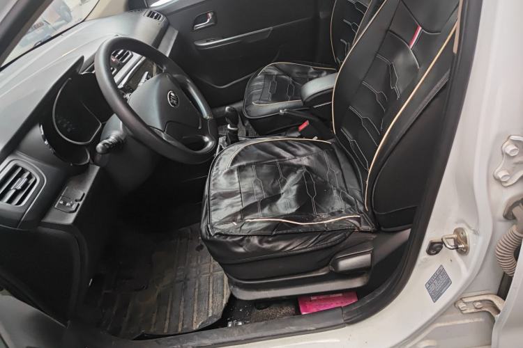 Used Kia K2 2015 Sedan 1.4L MT GLS Left Front Seat