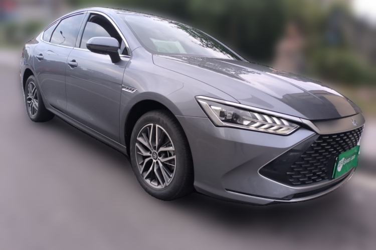 Used BYD Qin PLUS 2024 HONOR Edition DM-i 120KM Beyond Model Front Right 45 Deg