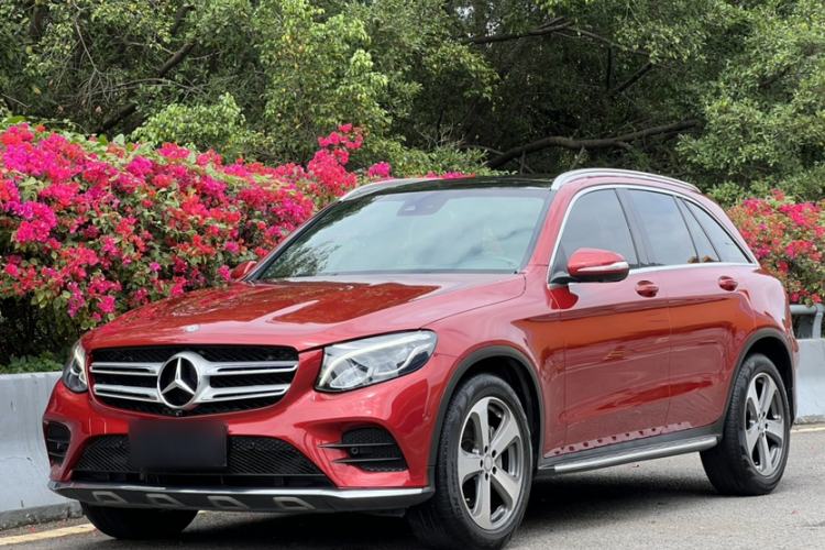 Used Mercedes-Benz GLC 2017 GLC 260 4MATIC Luxury Model