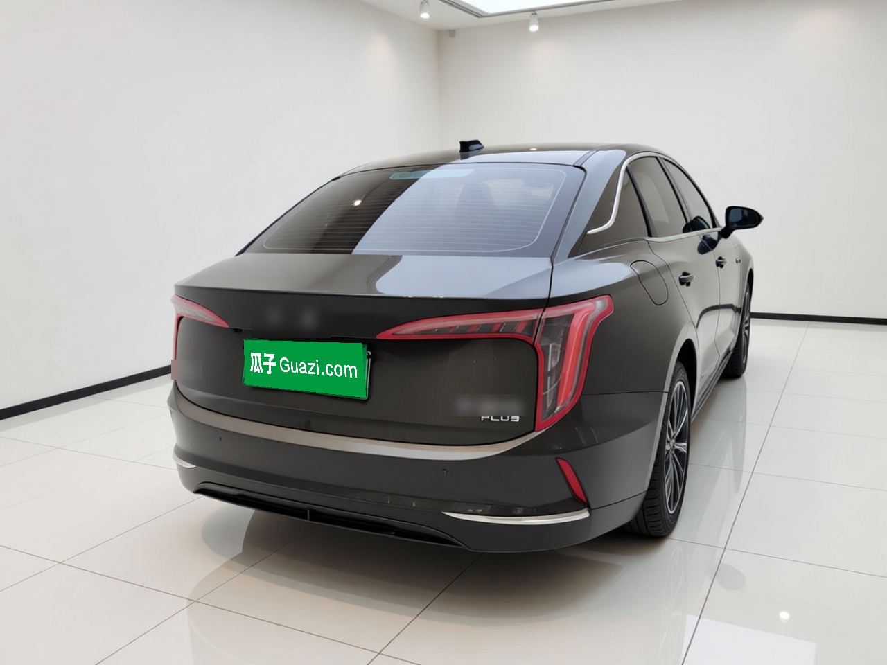 Hongqi E-QM5 2023 620km PLUS — снимка 5