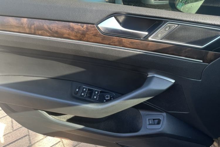 Used Volkswagen Magotan 2019 330TSI DSG Leading Model China VI Standard