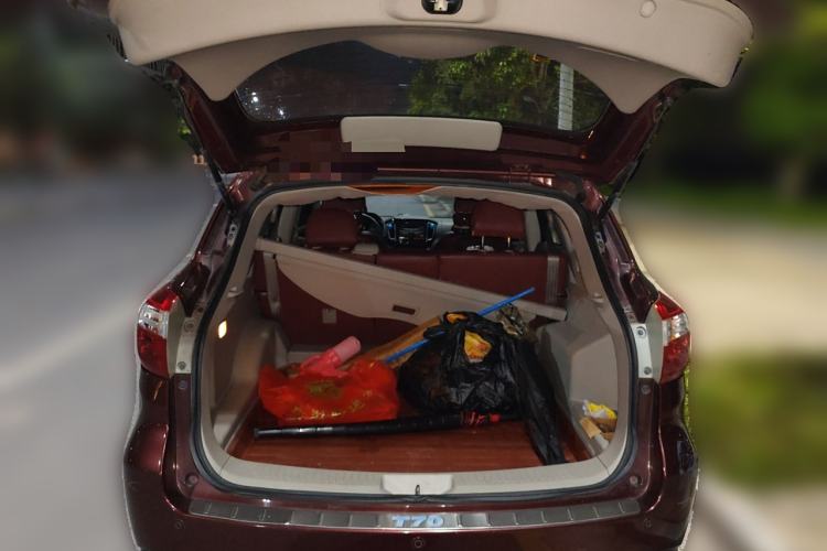 Used Venucia T70 2016 2.0L CVT Smart Choice Edition
