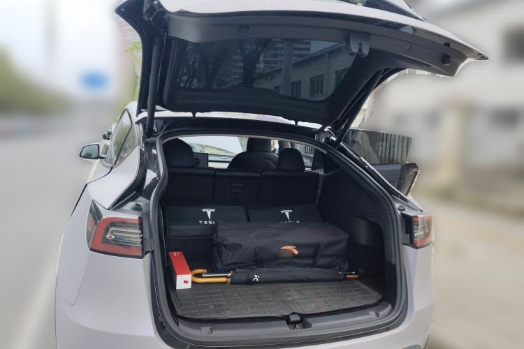 Used Tesla Model Y 2022 Rear-Wheel-Drive Version
