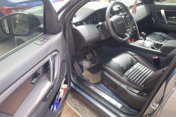 Used Land Rover Discovery Sport 2021 249 PS R-Dynamic S Performance Edition Driver Seat